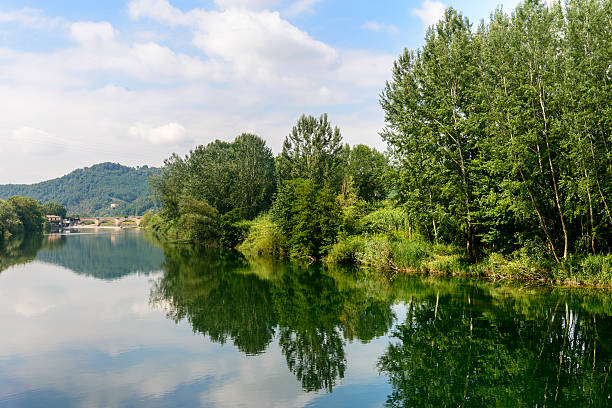 Il fiume Serchio nei pressi di Vecchiano